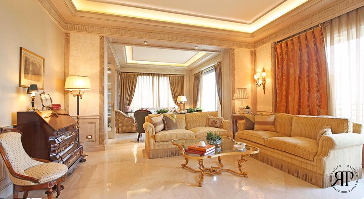 Super Deluxe Apartment in Beirut, Ramlet Al Baida