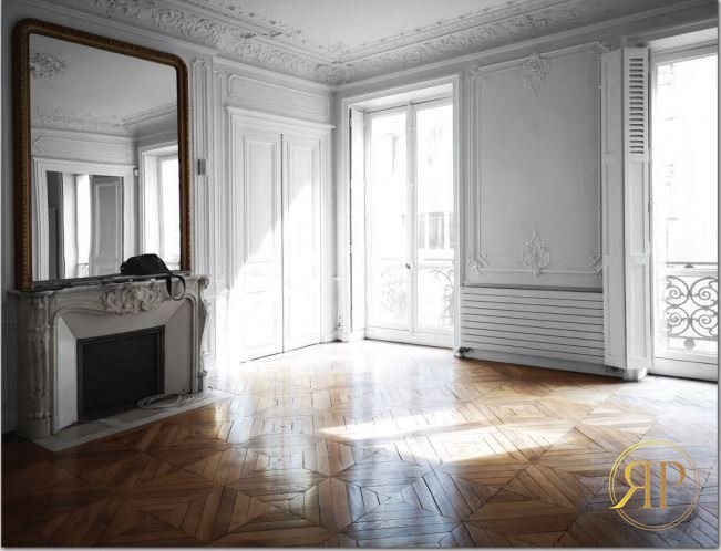 Apartment for sale in Avenue GeorgesV/Etoile, Paris 8e