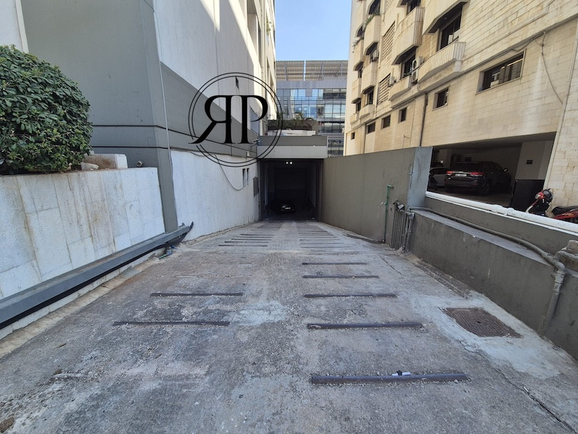 Warehouse For Rent in JNAH