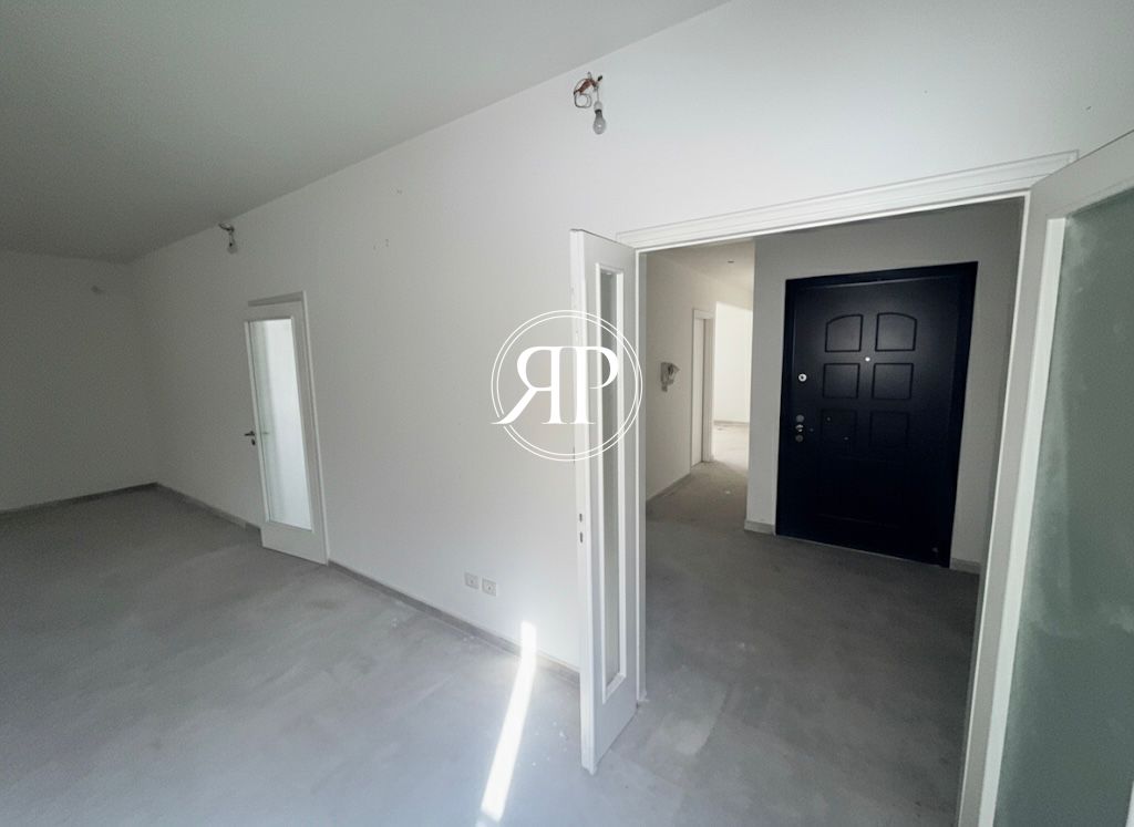 380m2 Apartment in Mezher Antelias for SALE