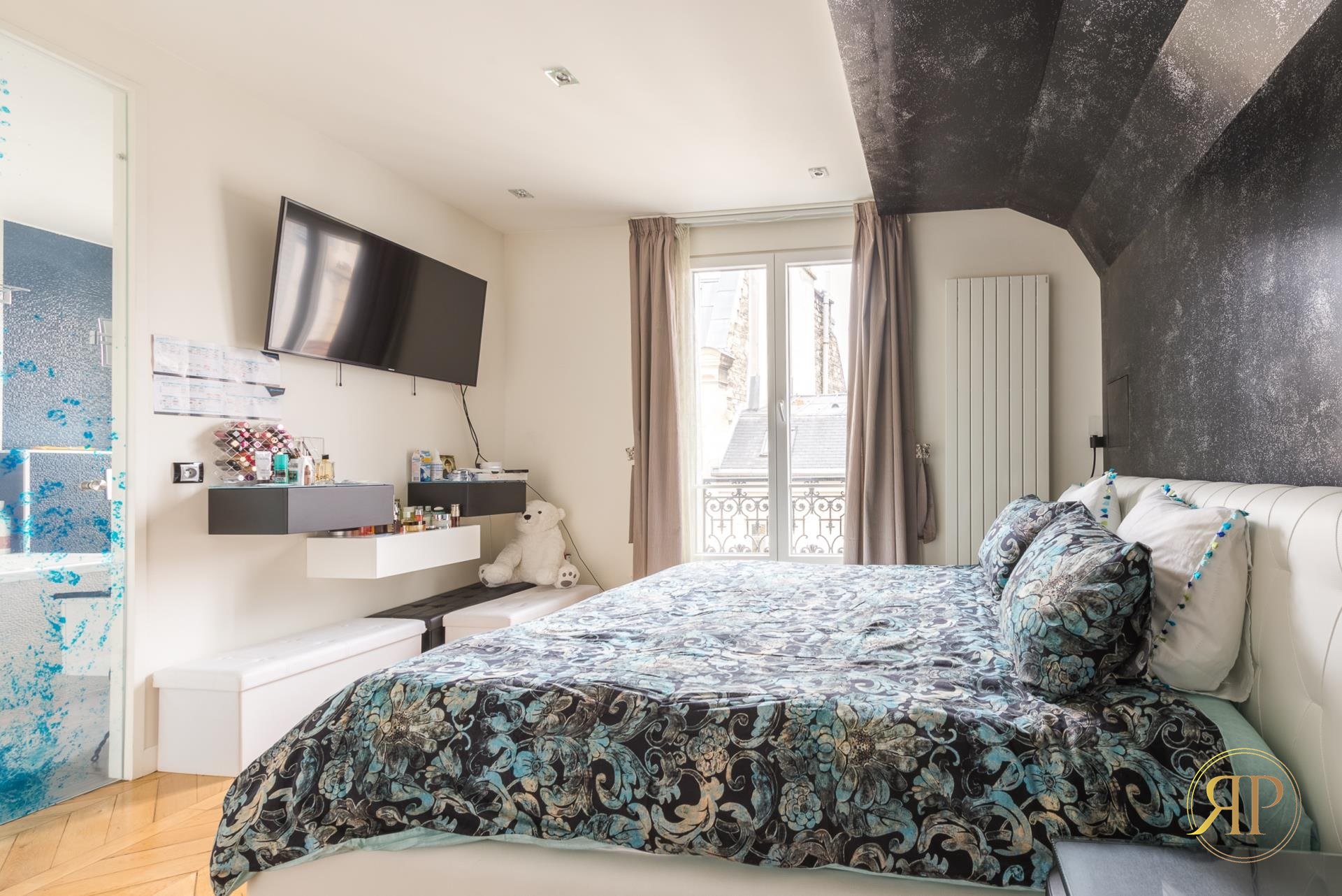 Simplex for sale in Etoile, Paris 16e