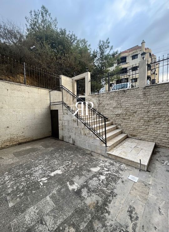 380m2 Apartment in Mezher Antelias for SALE
