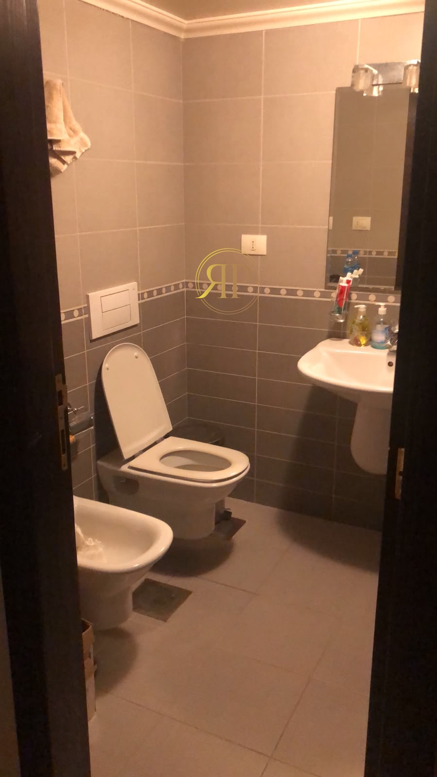 Apartment for SALE in Ain Mreisseh