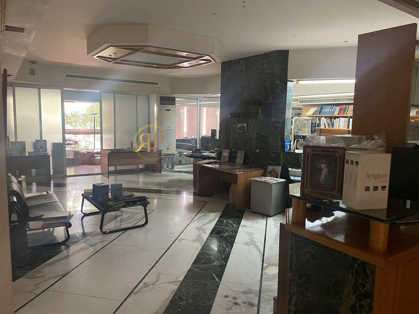 Achrafieh office for RENT