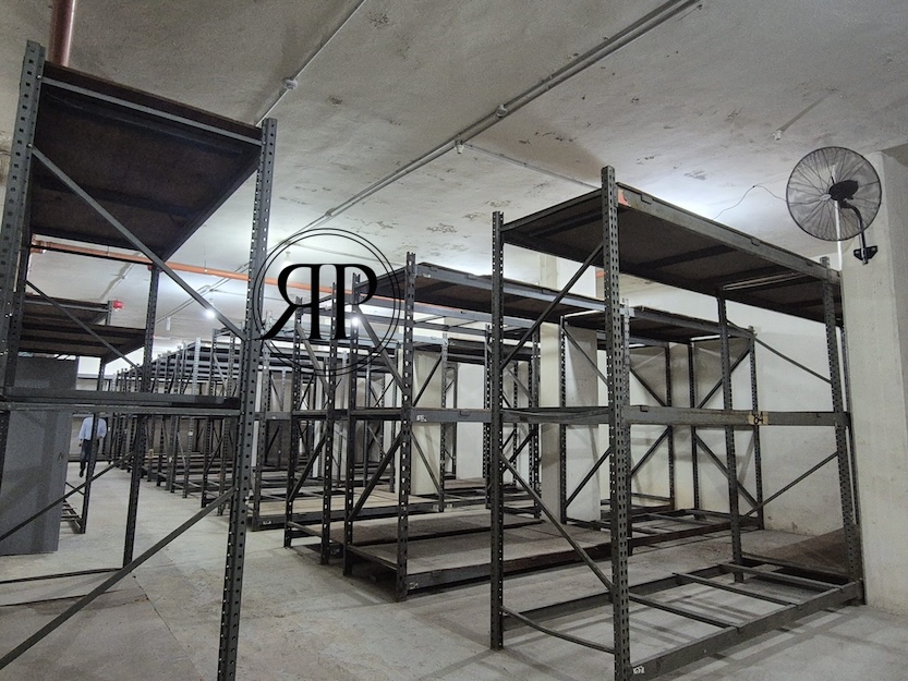 Warehouse For Rent in JNAH