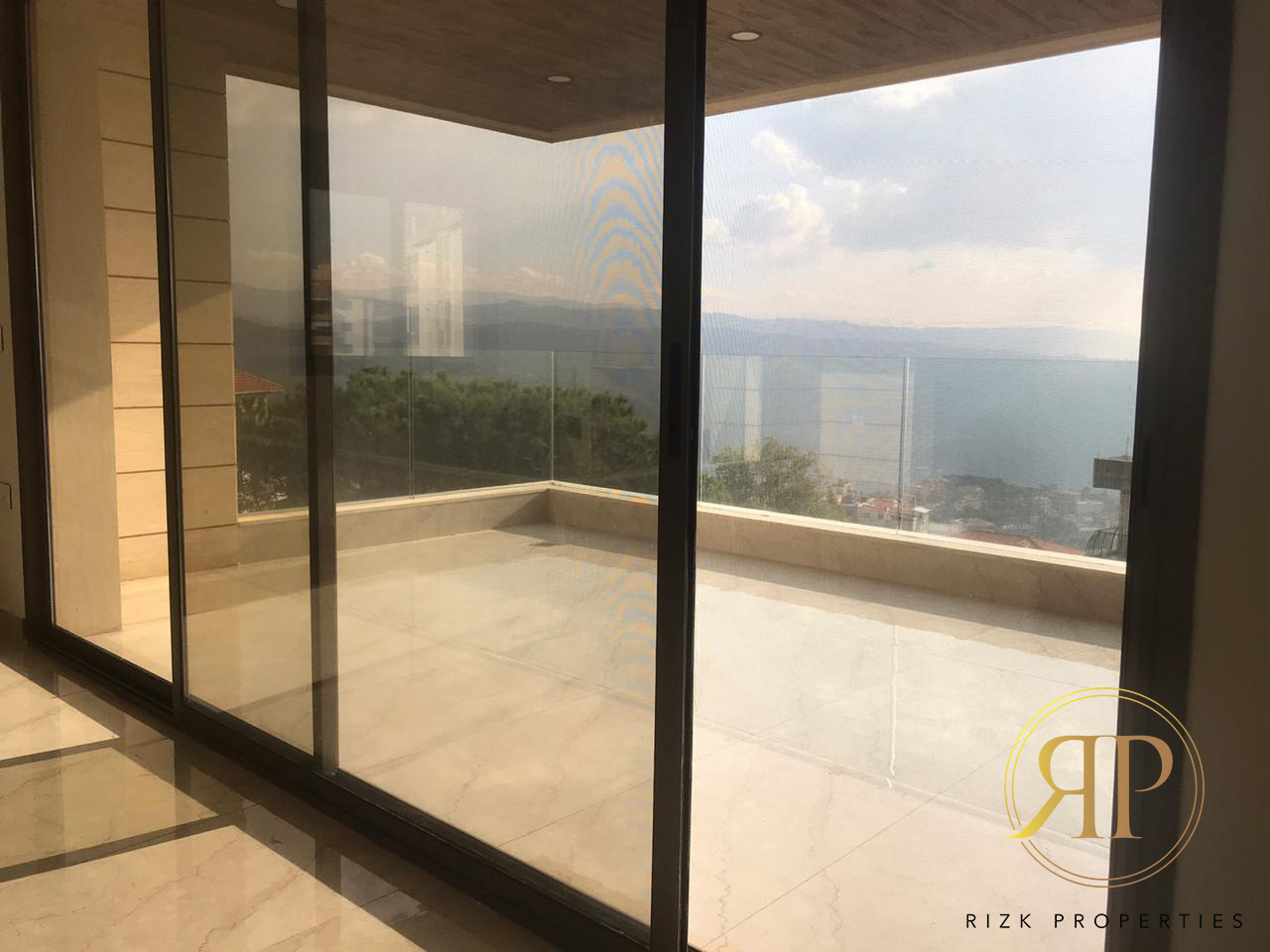 Beautiful DUPLEX  in Daher El Souwen With Amazing View!!