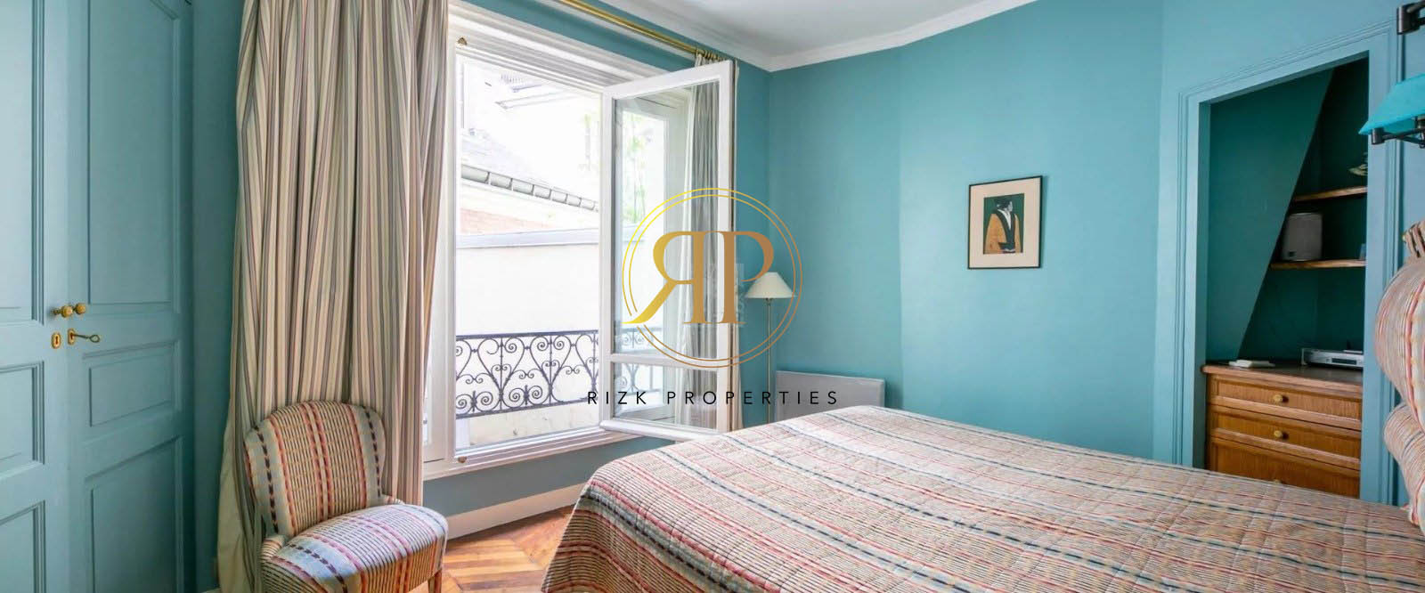 Well Located Apartment FOR SALE IN  Paris 8 : Triangle d'Or