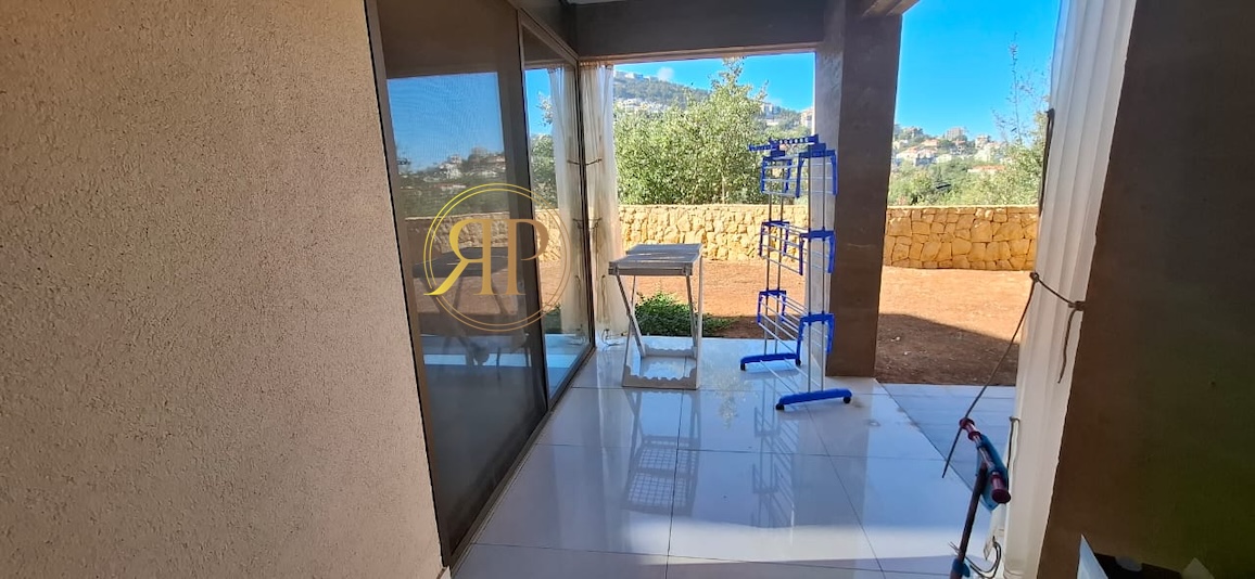 MODERN HOME For Sale in Ain Aalaq 