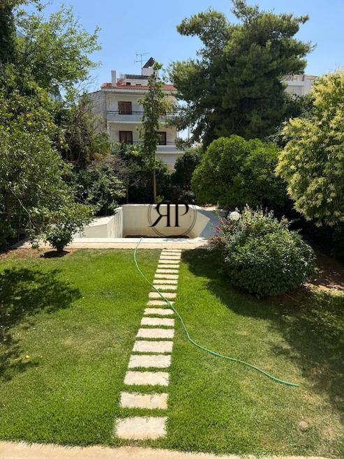 Duplex With Private Pool in Athens