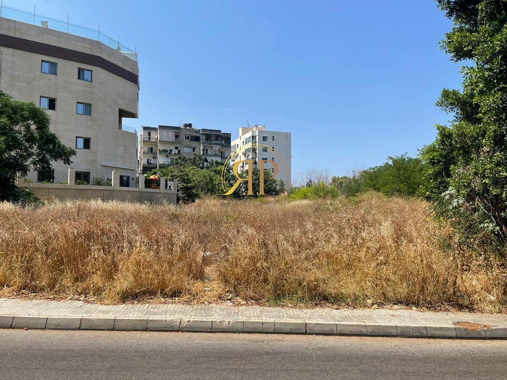 Lands for sale in Baabda