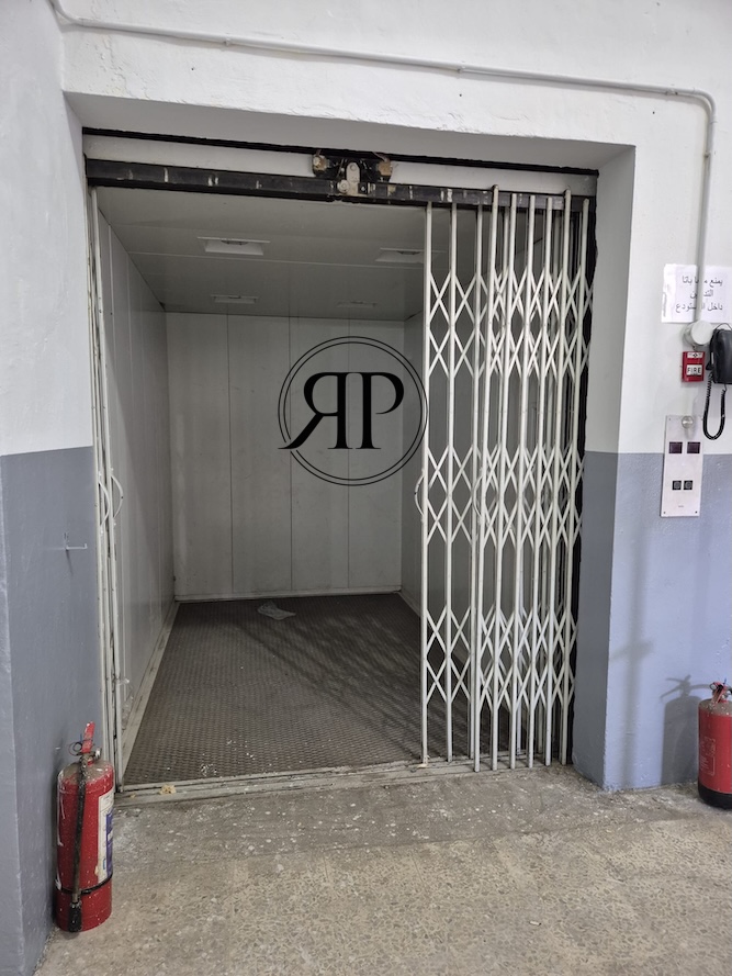 Warehouse For Rent in JNAH