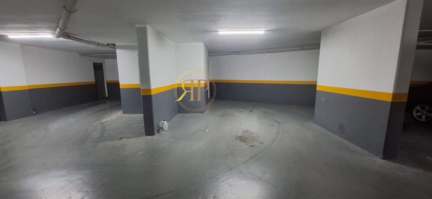 MODERN HOME For Sale in Ain Aalaq 