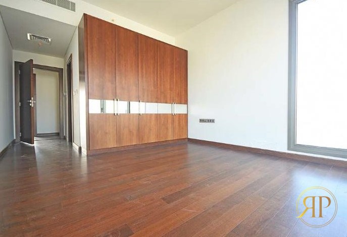 Very Luxurious Apartment in Beirut, Raouche, for Sale or Rent