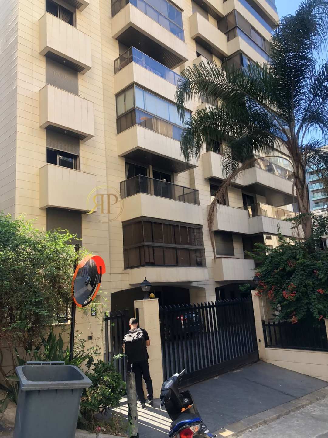Apartment for SALE in Ain Mreisseh
