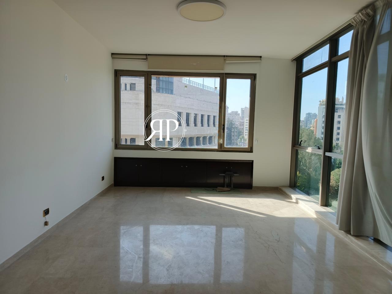 Turnkey 110 Sqm Office in Adlieh-Achrafieh for Sale