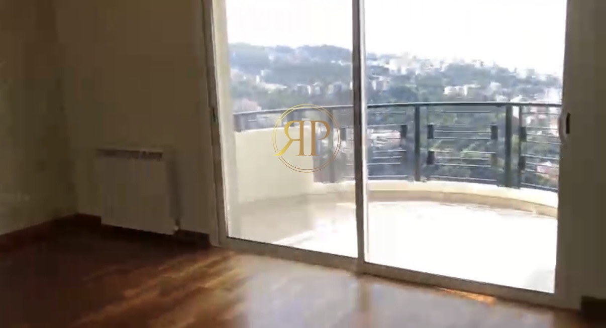 Amazing 450sqm Apartment for Rent in Rabweh