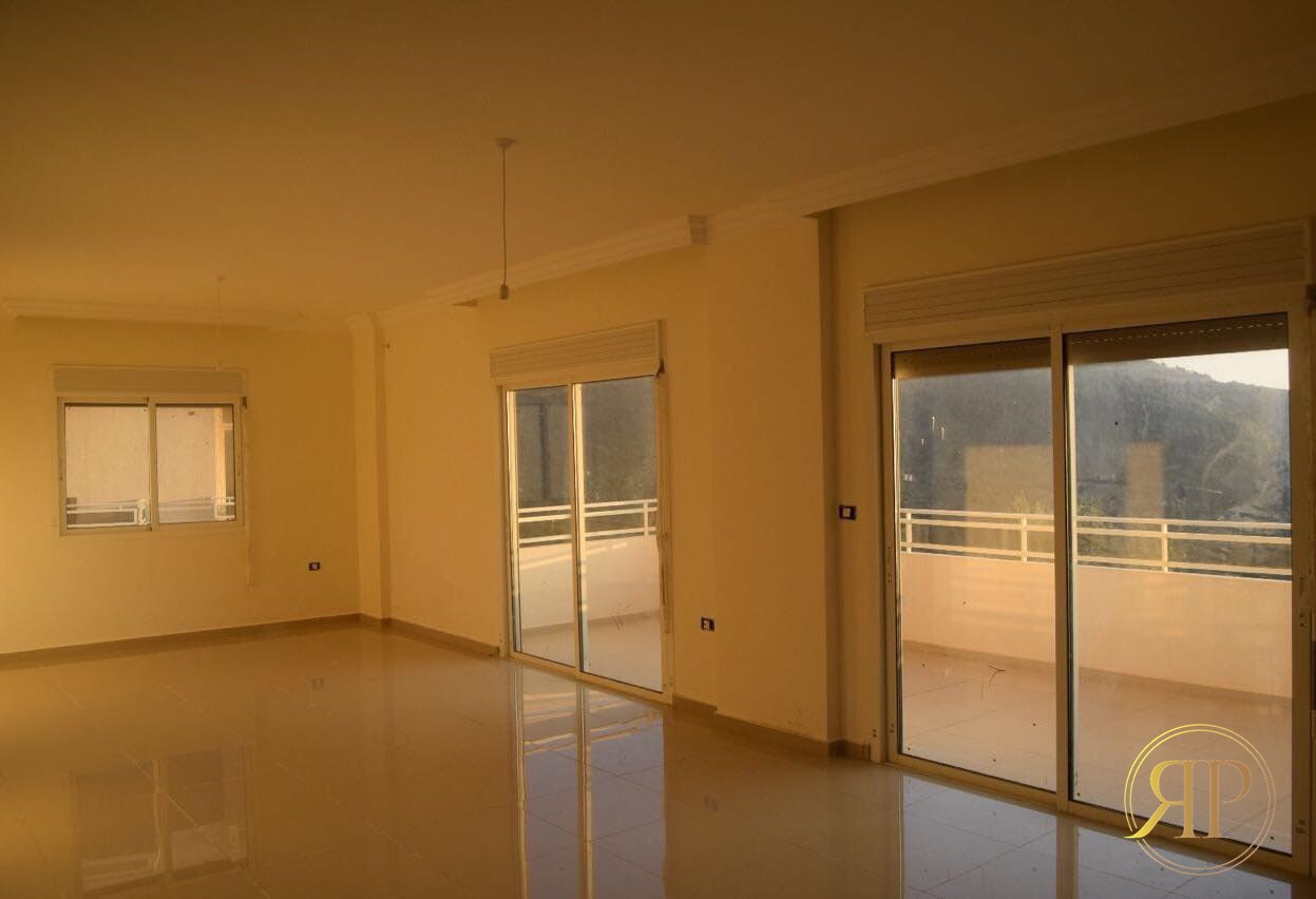 Catchy Apartment for sale in Hboub