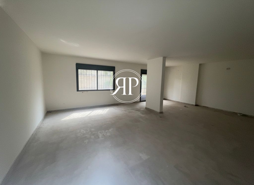 380m2 Apartment in Mezher Antelias for SALE