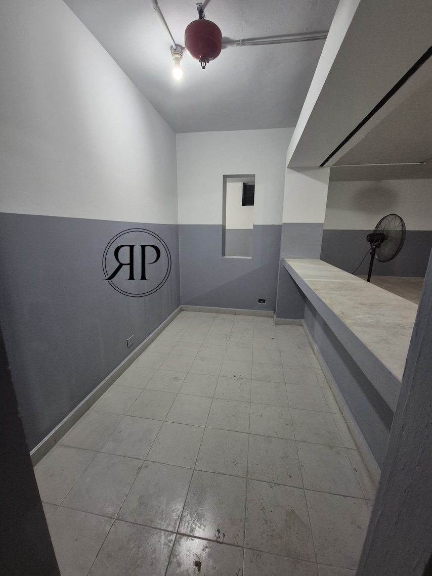 Warehouse For Rent in JNAH