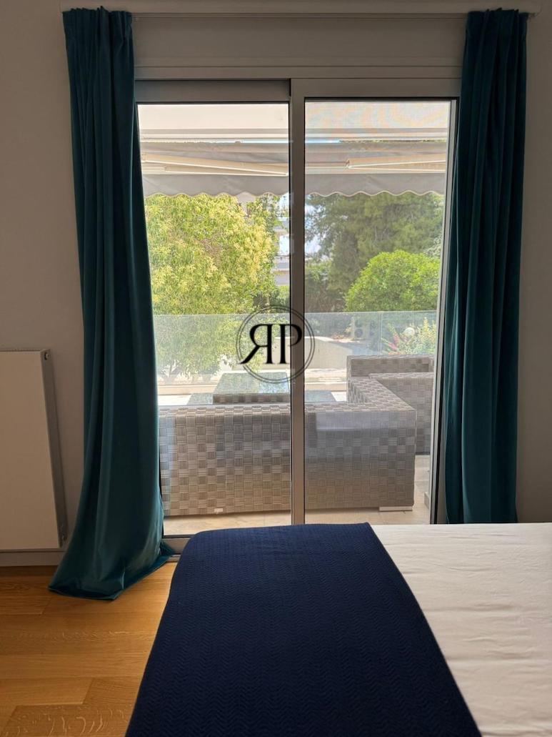 Duplex With Private Pool in Athens