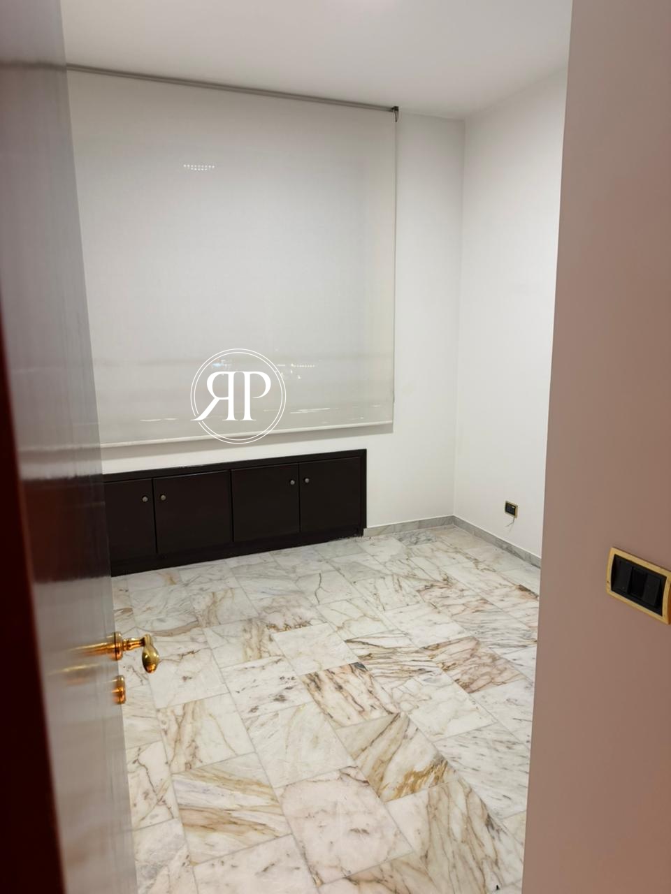Turnkey 110 Sqm Office in Adlieh-Achrafieh for Sale