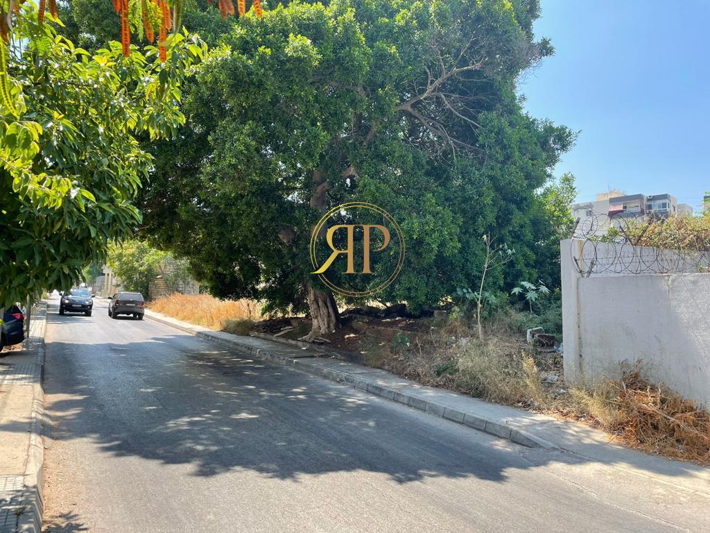 Lands for sale in Baabda